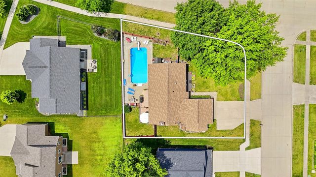 398 Sierra Trace, Coralville, IA 52241