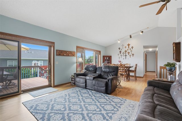 398 Sierra Trace, Coralville, IA 52241