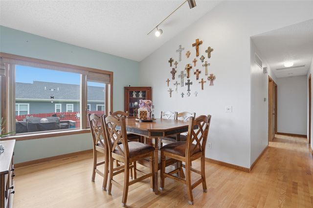 398 Sierra Trace, Coralville, IA 52241