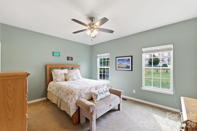 8480 Penton Place, Harrisburg, NC 28075