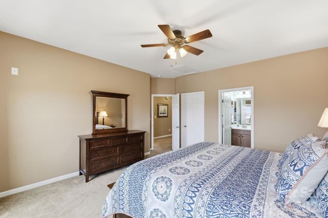 8480 Penton Place, Harrisburg, NC 28075