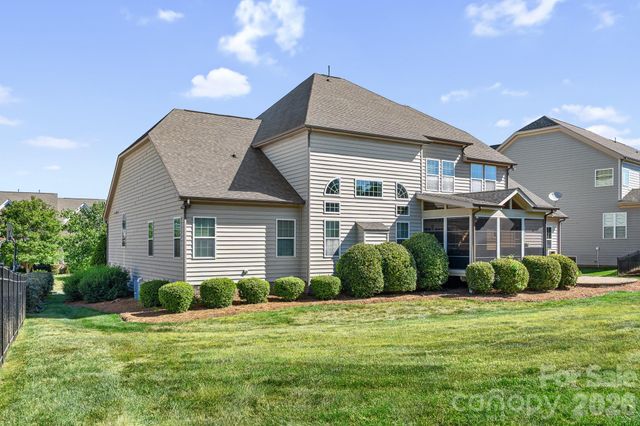 8480 Penton Place, Harrisburg, NC 28075