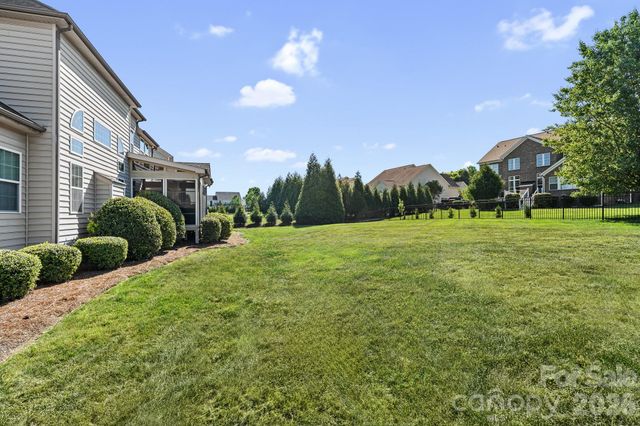 8480 Penton Place, Harrisburg, NC 28075
