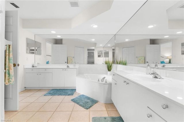 4907 Europa DR, Naples, FL 34105