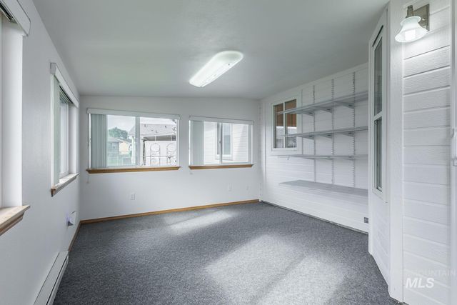 346 B St, Nampa, ID 83651