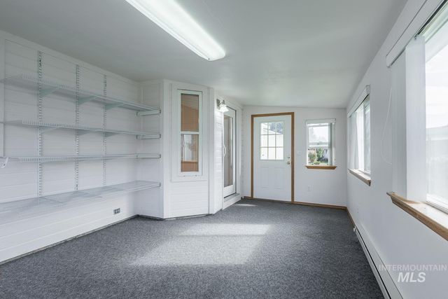 346 B St, Nampa, ID 83651