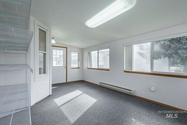 346 B St, Nampa, ID 83651