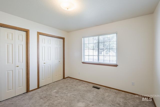 346 B St, Nampa, ID 83651