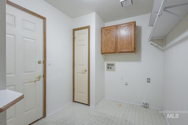 346 B St, Nampa, ID 83651