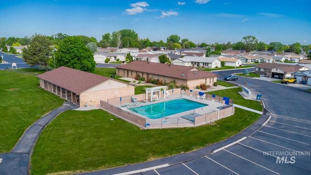 346 B St, Nampa, ID 83651
