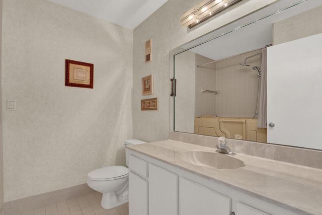 9904 Summerbrook Terrace B, Boynton Beach, FL 33437