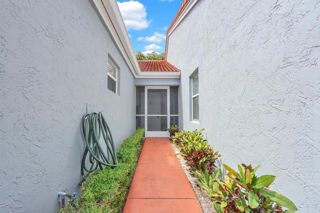 9904 Summerbrook Terrace B, Boynton Beach, FL 33437