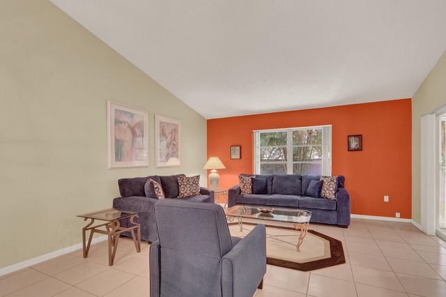 9904 Summerbrook Terrace B, Boynton Beach, FL 33437