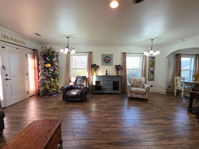 255 West 24th Street, Larose, LA 70373