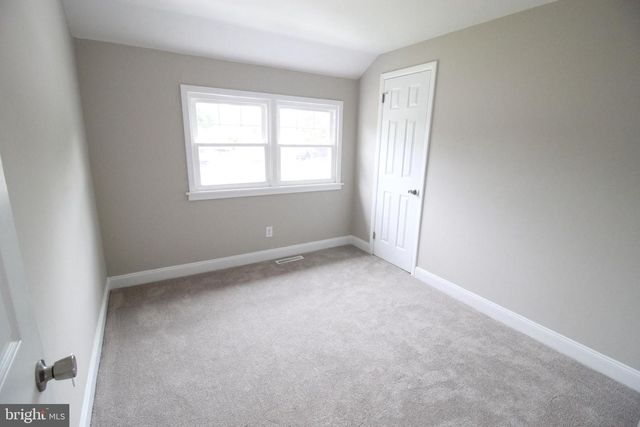 20 MARLBOROUGH AVE, Marlton, NJ 08053