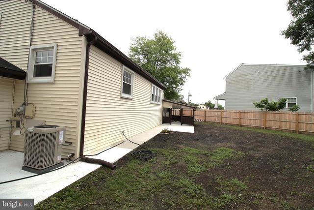 20 MARLBOROUGH AVE, Marlton, NJ 08053