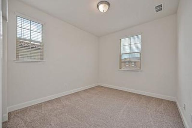 38 Huddlestone Cir, Roseville, CA 95661