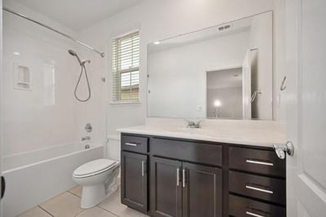 38 Huddlestone Cir, Roseville, CA 95661