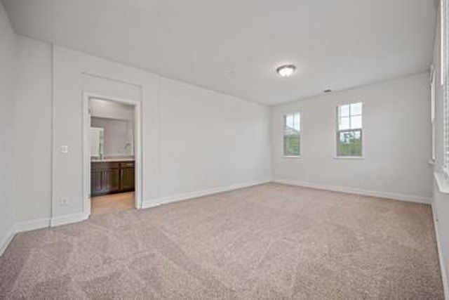38 Huddlestone Cir, Roseville, CA 95661
