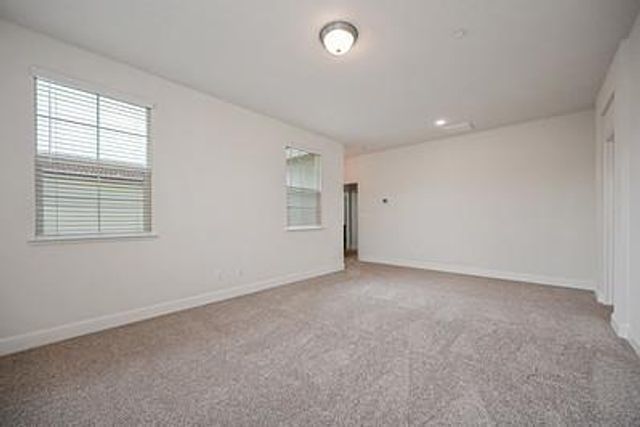 38 Huddlestone Cir, Roseville, CA 95661