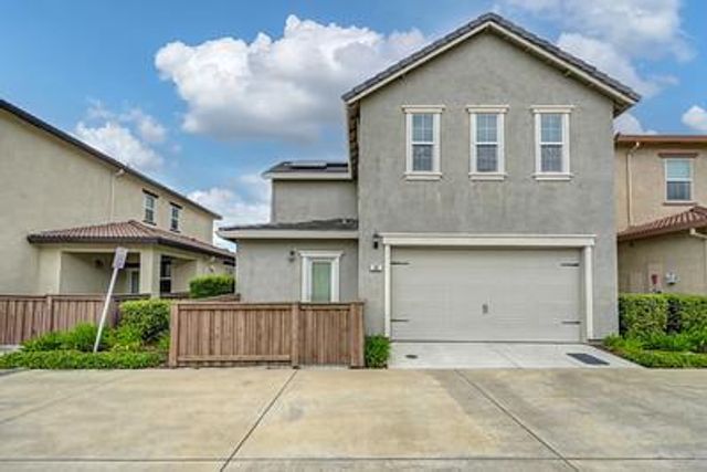 38 Huddlestone Cir, Roseville, CA 95661