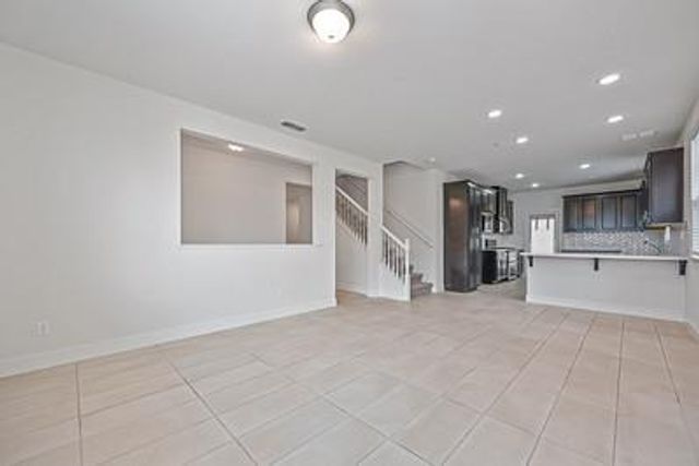 38 Huddlestone Cir, Roseville, CA 95661