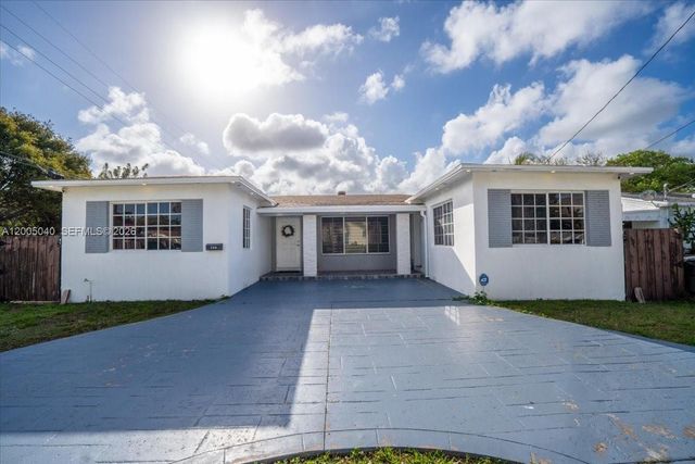 740 SW 7th Ave, Hallandale Beach, FL 33009