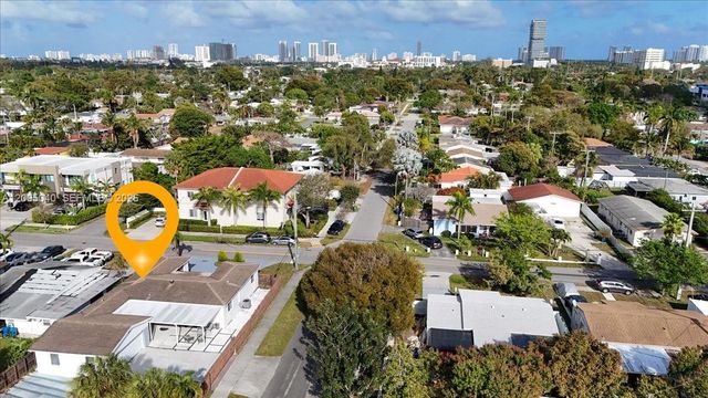 740 SW 7th Ave, Hallandale Beach, FL 33009