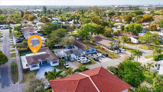 740 SW 7th Ave, Hallandale Beach, FL 33009