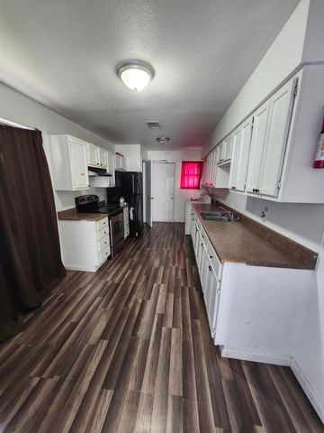 1100 Westwood, Leesville, LA 71446