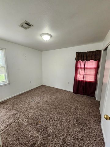 1100 Westwood, Leesville, LA 71446