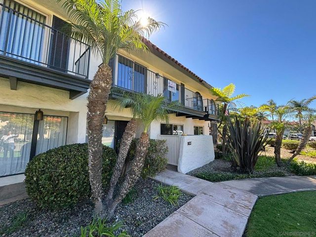 3249 Loma Riviera Dr., San Diego, CA 92110