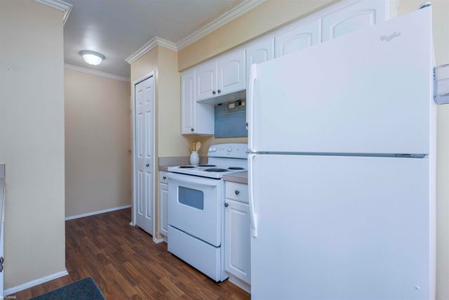 15207 Renshaw Drive, Clinton Twp, MI 48038