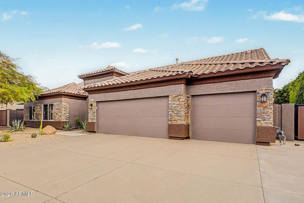 3021 E FAIRFIELD Street, Mesa, AZ 85213 — photo 2
