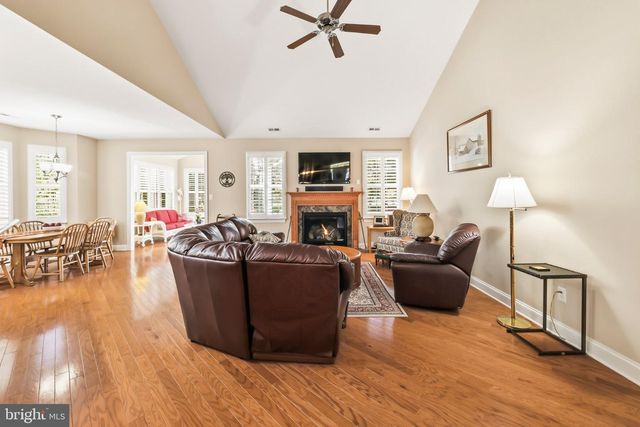 7 MITCHELL CT, Medford, NJ 08055
