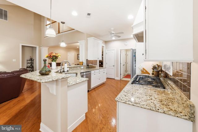 7 MITCHELL CT, Medford, NJ 08055