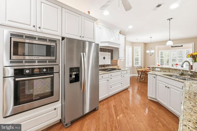 7 MITCHELL CT, Medford, NJ 08055