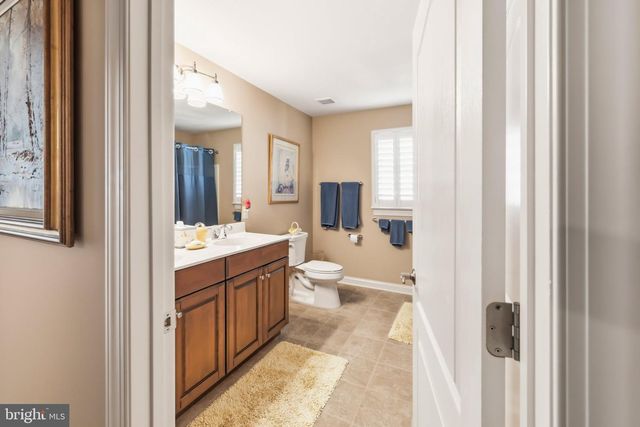 7 MITCHELL CT, Medford, NJ 08055