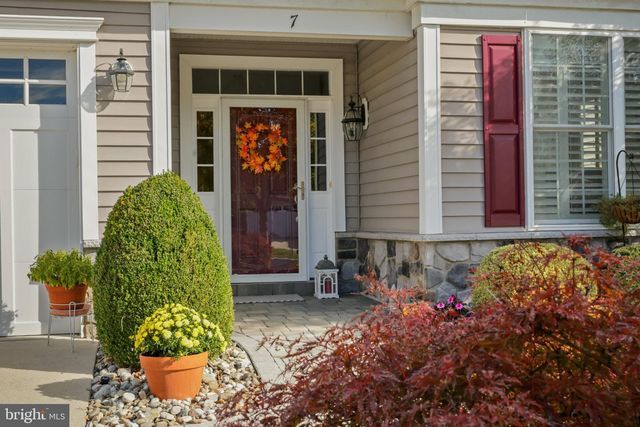 7 MITCHELL CT, Medford, NJ 08055
