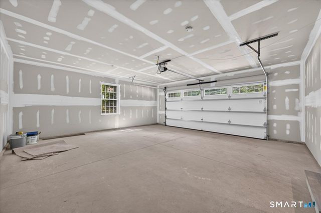 1033 Old Colchester Road, Montville, CT 06370