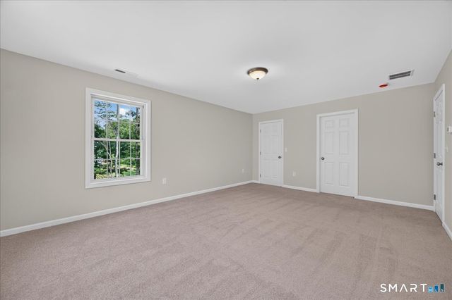 1033 Old Colchester Road, Montville, CT 06370