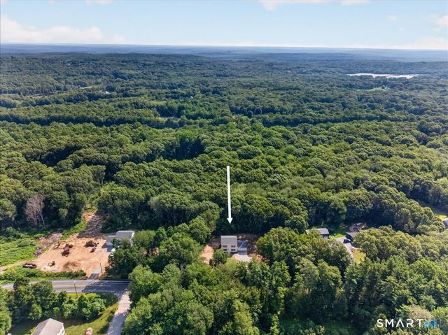 1033 Old Colchester Road, Montville, CT 06370