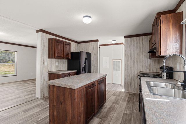 22 Rosa Drive, Saint Matthews, SC 29135