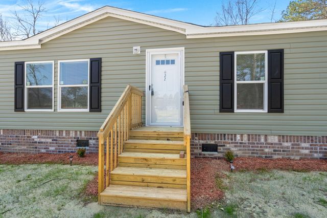 22 Rosa Drive, Saint Matthews, SC 29135