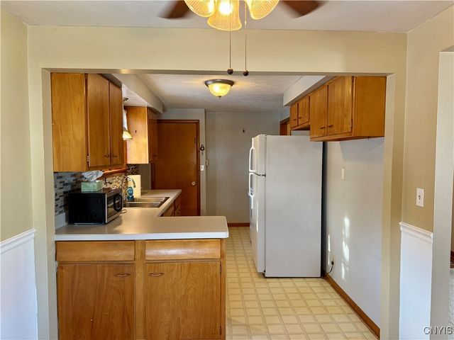 123 Wolcott, Syracuse, NY 13207