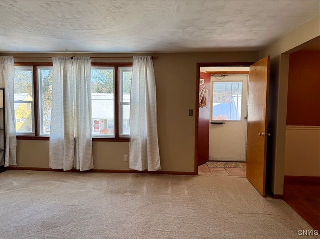 123 Wolcott, Syracuse, NY 13207