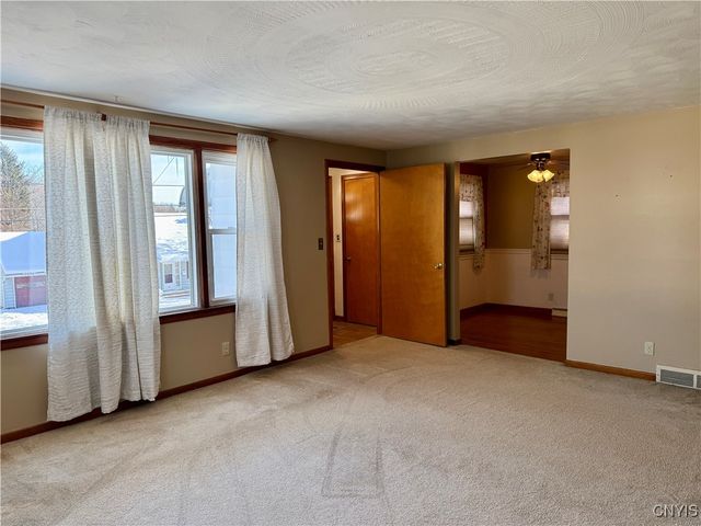 123 Wolcott, Syracuse, NY 13207