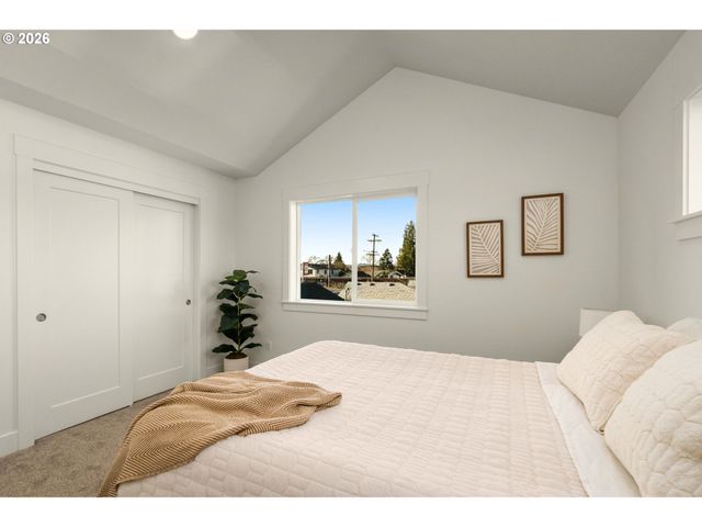 5224 Se Knapp, Portland, OR 97206