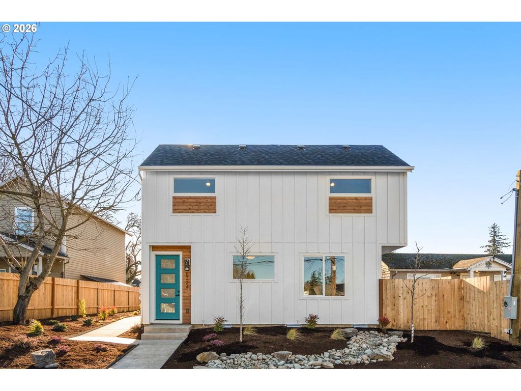 5224 Se Knapp, Portland, OR 97206