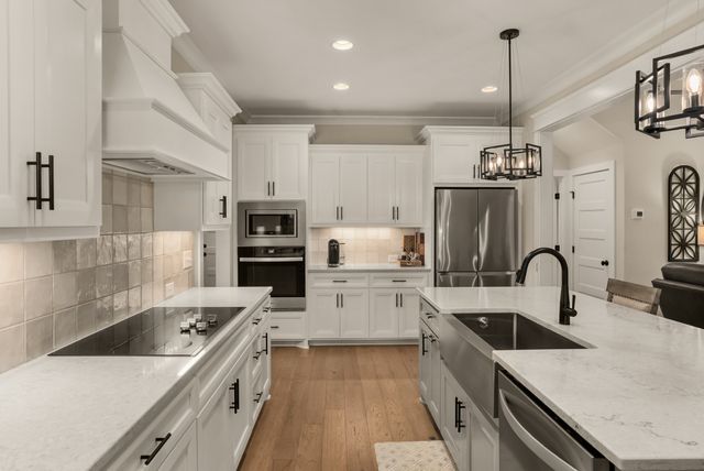 1497 Phillips Rd, Lebanon, TN 37087